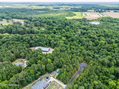 129 Dodge Lane Wallace NC 28466
