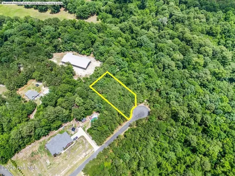 129 Dodge Lane Wallace NC 28466