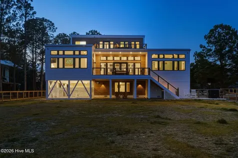 135 Heron Cove Road Hampstead NC 28443