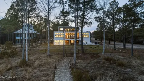135 Heron Cove Road Hampstead NC 28443