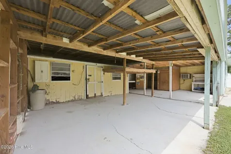 913 Colony Drive New Bern NC 28562