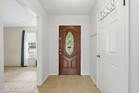 913 Colony Drive New Bern NC 28562