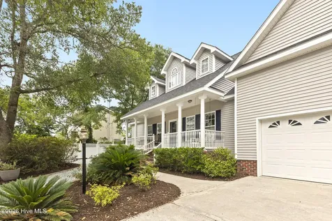 102 SW 22nd Street Oak Island NC 28465