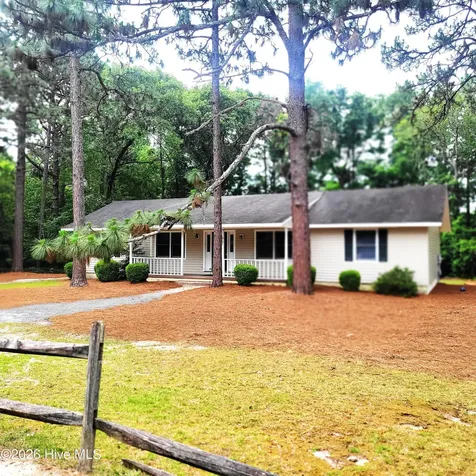 607 Longleaf Road Aberdeen NC 28315