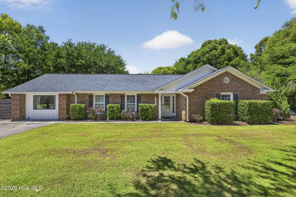 622 Long Leaf Acres Drive Wilmington NC 28405