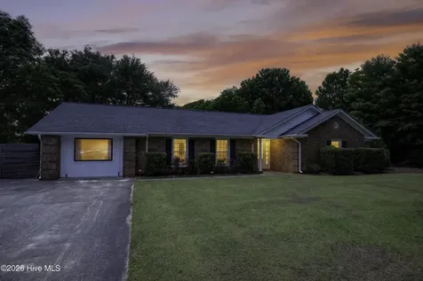 622 Long Leaf Acres Drive Wilmington NC 28405