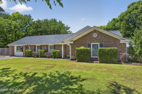 622 Long Leaf Acres Drive Wilmington NC 28405