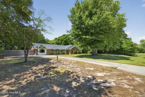622 Long Leaf Acres Drive Wilmington NC 28405