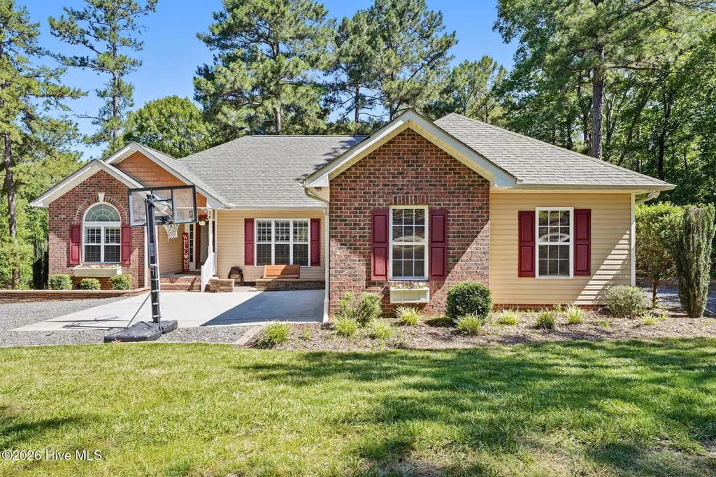 16 Ridge Road Jackson Springs NC 27281