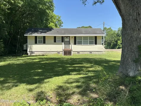 102 Wards Road Rose Hill NC 28458