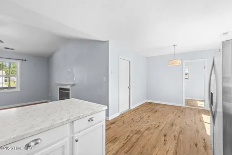 135 Daphne Drive Hubert NC 28539