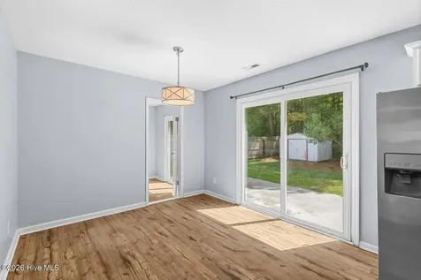 135 Daphne Drive Hubert NC 28539