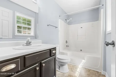 135 Daphne Drive Hubert NC 28539