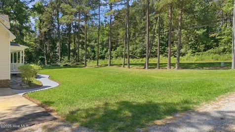 230 King Road Selma NC 27576
