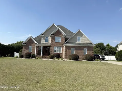 181 Blackwater Drive Winterville NC 28590