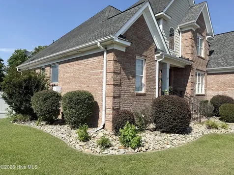 181 Blackwater Drive Winterville NC 28590