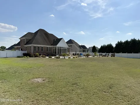 181 Blackwater Drive Winterville NC 28590