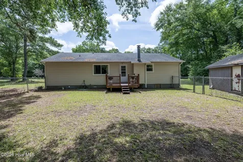 2013 Ridge Road New Bern NC 28560