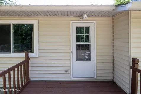 2013 Ridge Road New Bern NC 28560