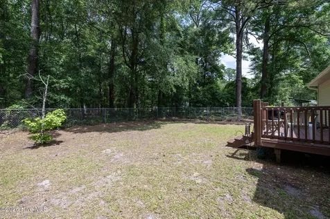 2013 Ridge Road New Bern NC 28560