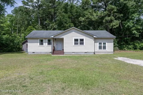 2013 Ridge Road New Bern NC 28560