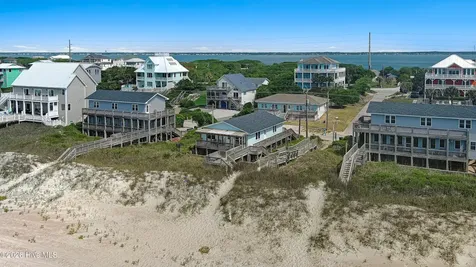 901 Ocean Drive Emerald Isle NC 28594