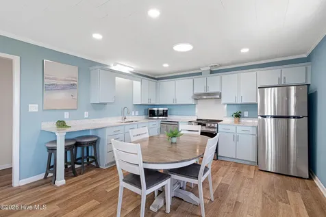 901 Ocean Drive Emerald Isle NC 28594