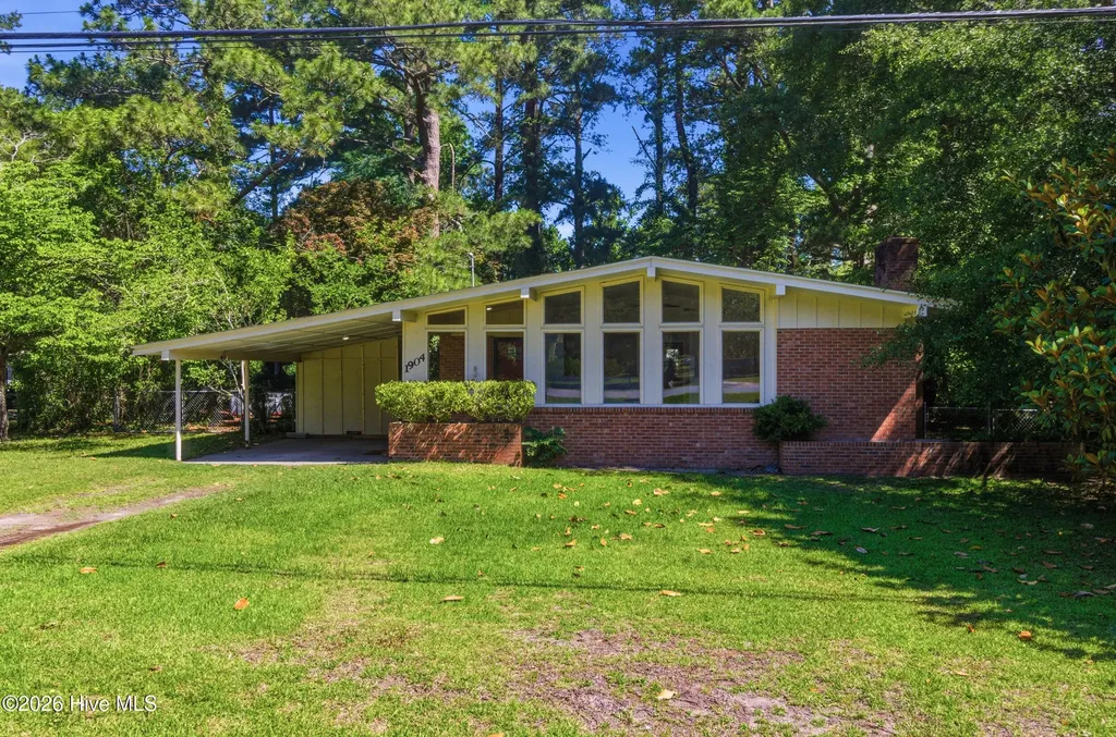 1904 Chestnut Avenue New Bern NC 28562