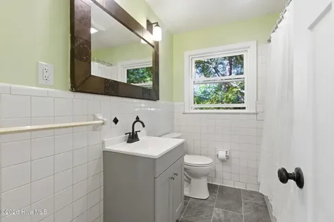 1904 Chestnut Avenue New Bern NC 28562