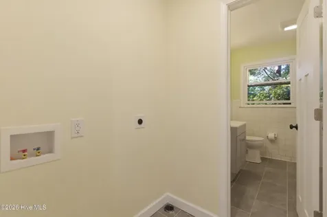1904 Chestnut Avenue New Bern NC 28562