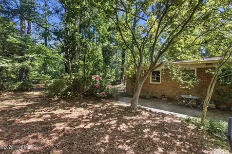 1904 Chestnut Avenue New Bern NC 28562