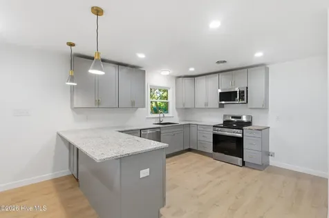 1904 Chestnut Avenue New Bern NC 28562