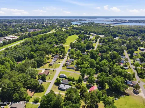 1904 Chestnut Avenue New Bern NC 28562