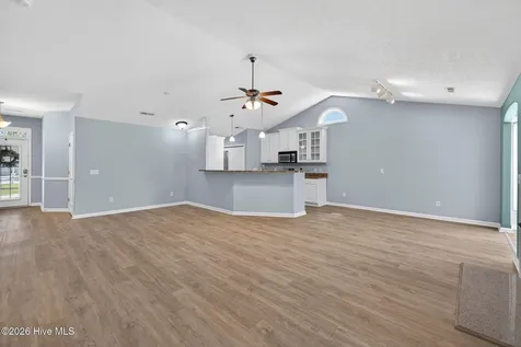 512 Azalea Drive Hampstead NC 28443