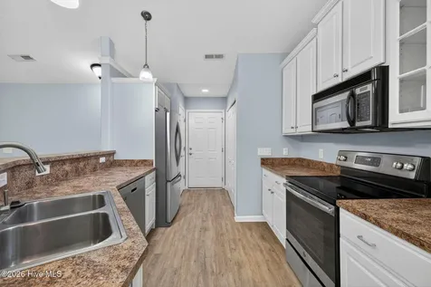 512 Azalea Drive Hampstead NC 28443
