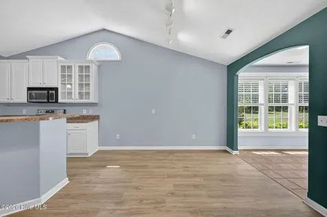 512 Azalea Drive Hampstead NC 28443