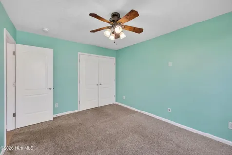 512 Azalea Drive Hampstead NC 28443