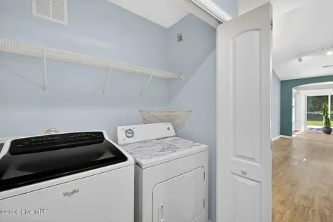 512 Azalea Drive Hampstead NC 28443
