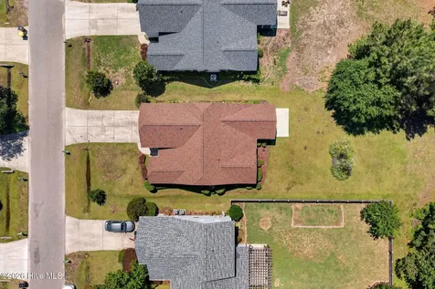 512 Azalea Drive Hampstead NC 28443