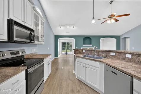 512 Azalea Drive Hampstead NC 28443