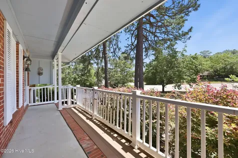 5914 Ormskirk Drive Fayetteville NC 28304