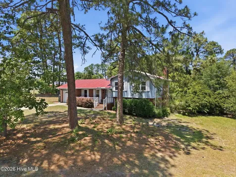 5914 Ormskirk Drive Fayetteville NC 28304