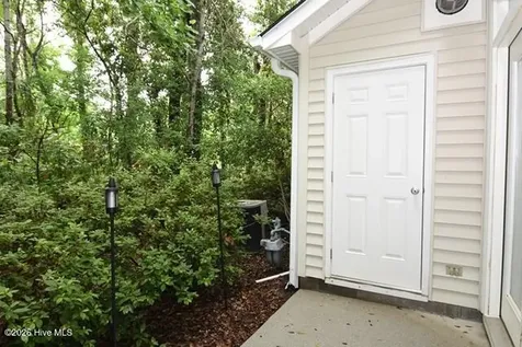 5813 Wrightsville Avenue Wilmington NC 28403