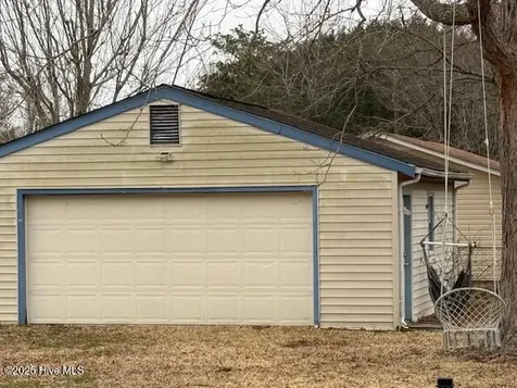 2008 Thompson Drive Newport NC 28570