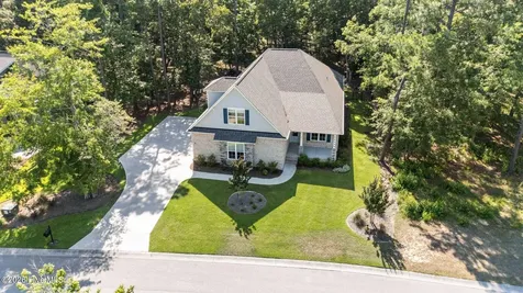 611 Grovewood Lane SE Bolivia NC 28422