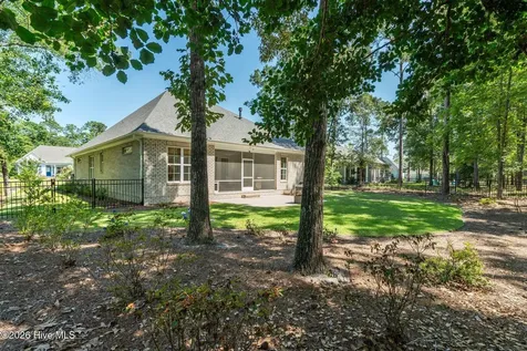 611 Grovewood Lane SE Bolivia NC 28422
