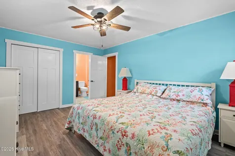 169 NW 3rd Street Oak Island NC 28465
