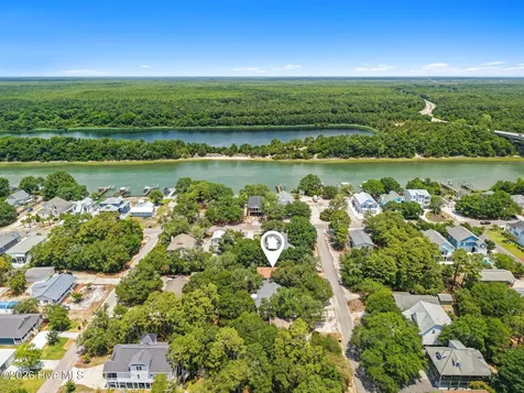 169 NW 3rd Street Oak Island NC 28465