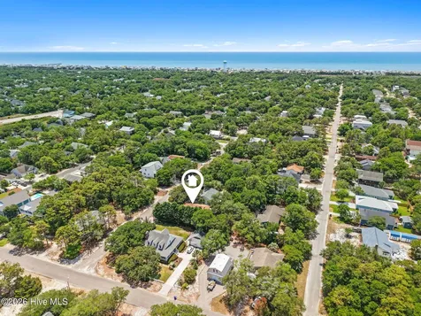 169 NW 3rd Street Oak Island NC 28465