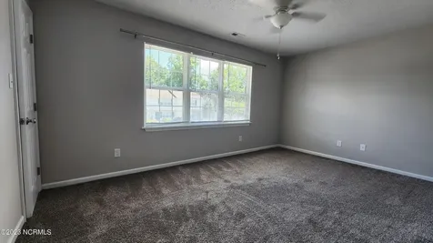 87 Century Court Swansboro NC 28584